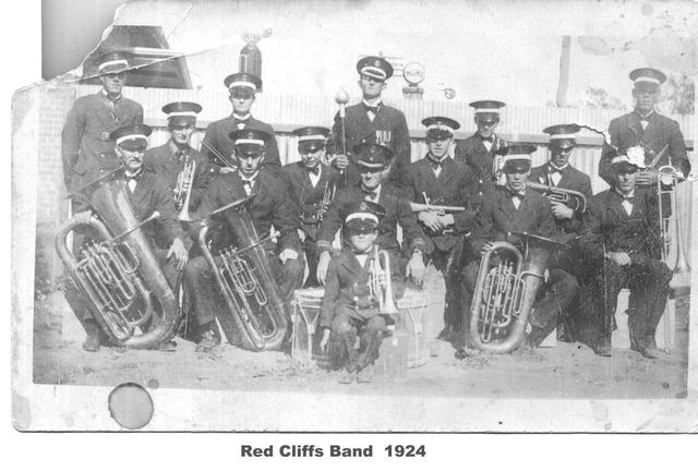 Red Cliffs Band 1924