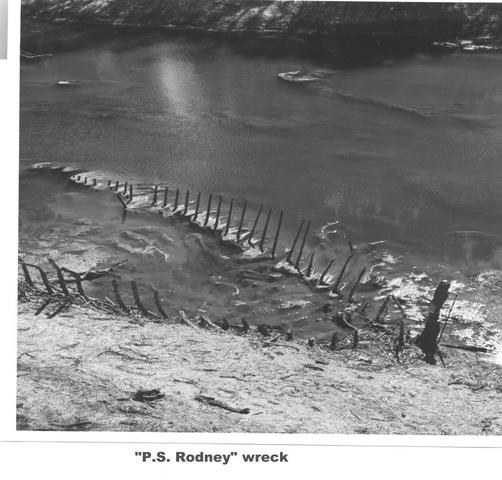 P. S. Rodney  wreck Mildura.
