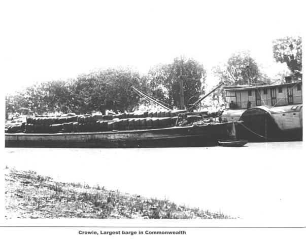 Crowle, largest barge in Commonwealth, Mildura.