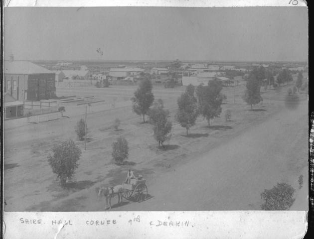 Shire Hall, cnr 9th and Deakin Avenue, Mildura.