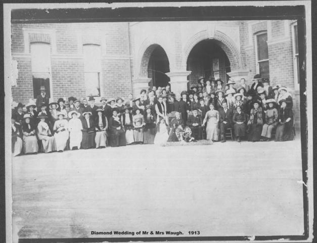 Diamond wedding of Mr & Mrs Waugh, Mildura.