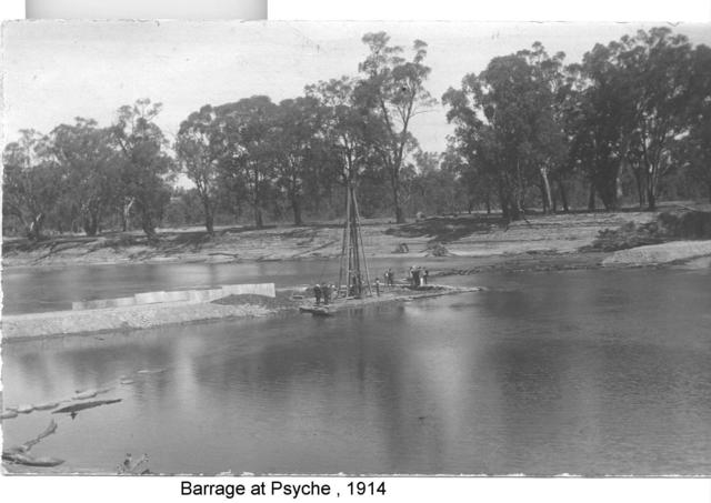 Barrage at Psyche Bend, mildura.