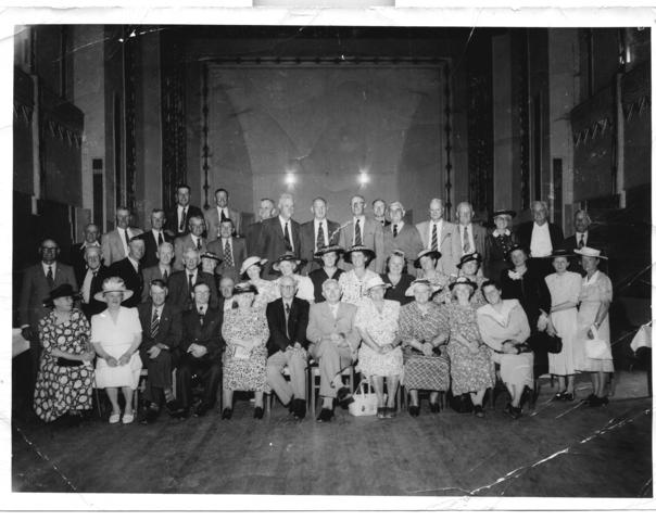 Group Photo in Hall, Mildura.