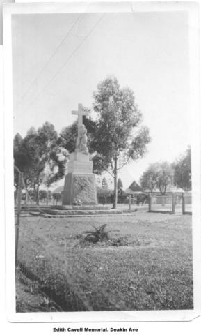 Edith Cavill Memorial, Deakin Ave Mildura.