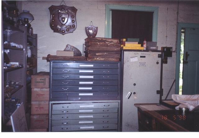 Antiques, Mildura.