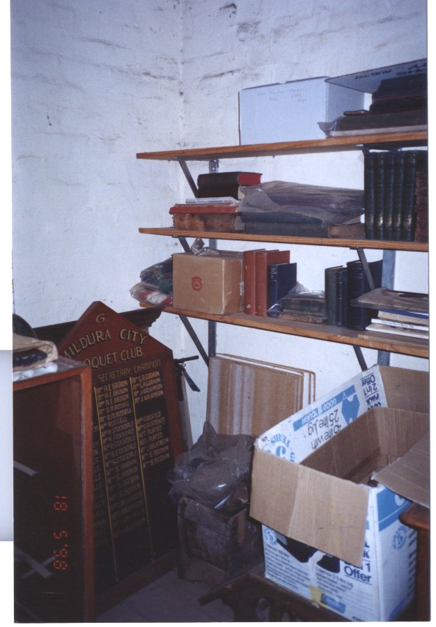 Antiques, Mildura.