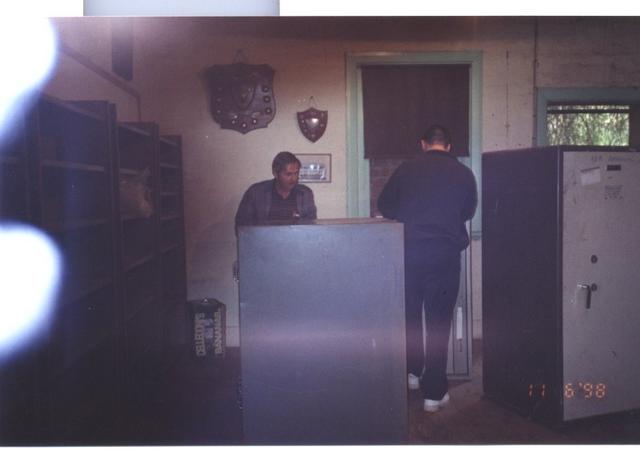 Moving furniture, Mildura,