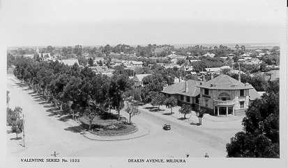Deakin Avenue, Mildura.