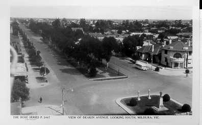 View of Deakin Avenue, looking south, Mildura