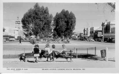 Deakin Avenue, looking south, Mildura