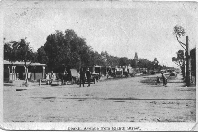 Deakin Ave from Eighth St, Mildura