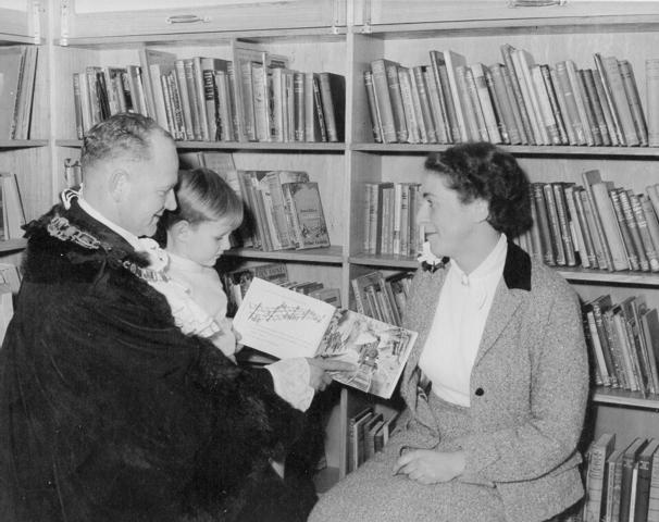  Opening of Children's Library