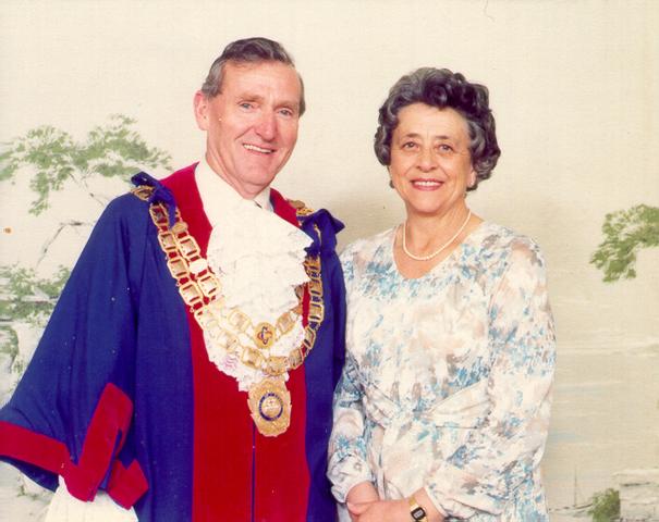  Mayor Frank Cox and Mrs. Cox