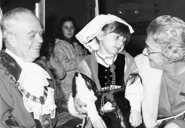  Mayor James Esslement and His Wife