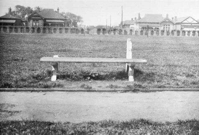  Temple Park