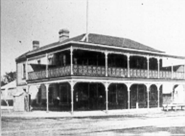  Wildman's Hotel