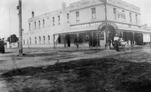  Moreland Hotel