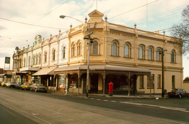  Shops Corner of Sydney Rd. and The Grove