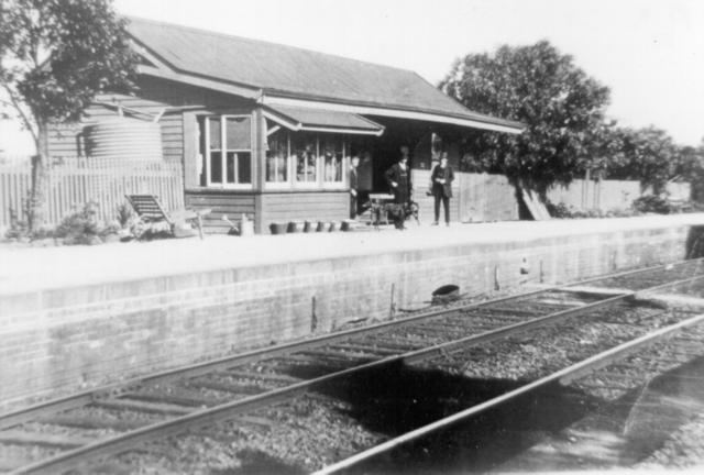  Glenroy Railway Station