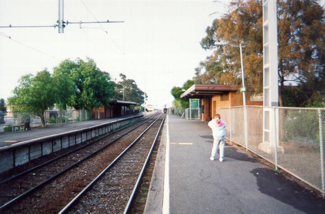  Glenroy Railway Station