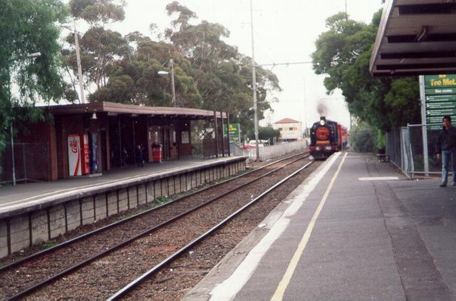  Glenroy Railway Station