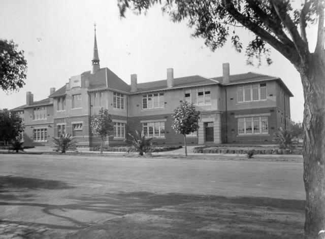  Coburg Primary School