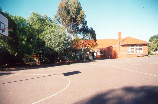  Glenroy Primary School No. 3118. Wheatsheaf Rd.. Glenroy