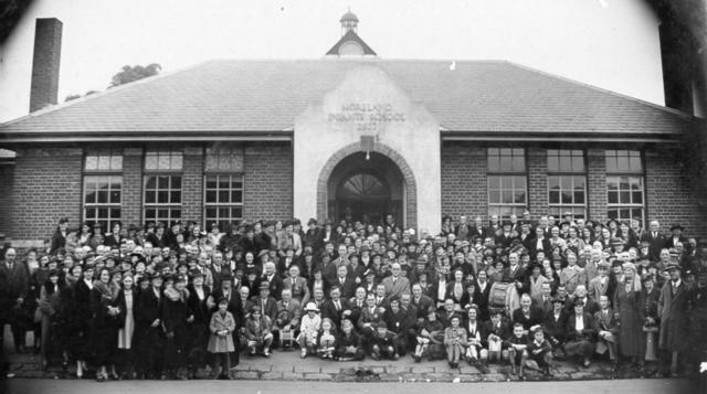  Reunion of Former Scholars at Moreland Rd. State School