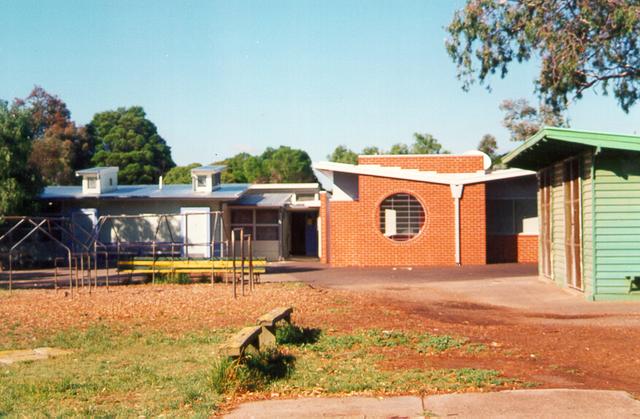  Glenroy Primary School No. 3118. Wheatsheaf Rd.. Glenroy