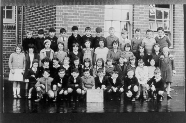  Grade 4 Pascoe Vale School 1932