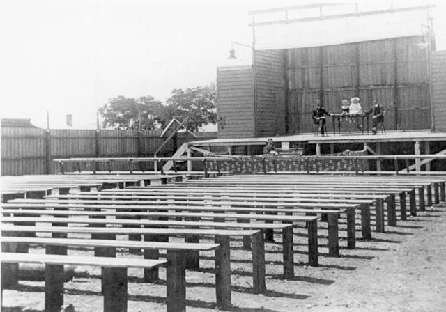  Neil Gow's Open Air Theatre