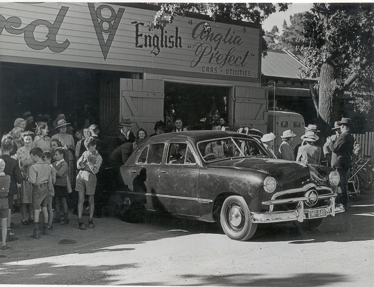 Ford dealership, Alexandra