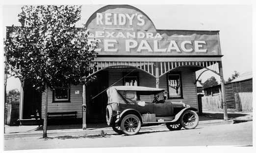 Reidy's Coffee Palace. Grant street Alexandra