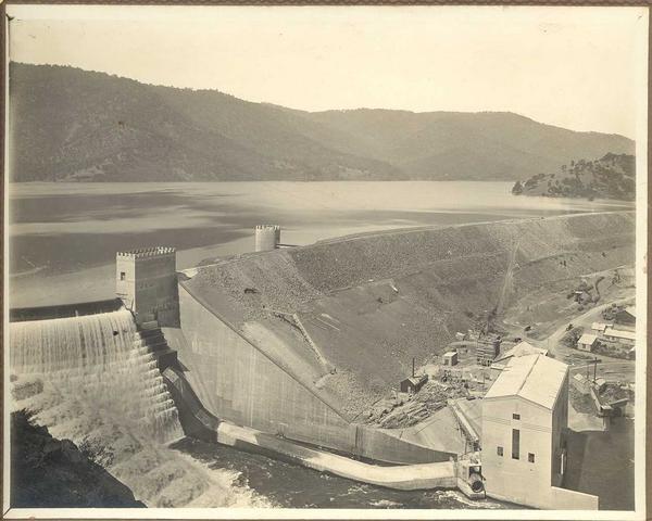 Sugarloaf spillway