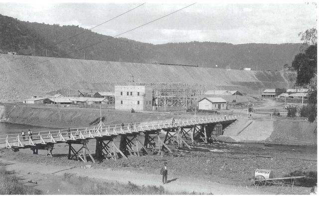 Views of the bridge below Sugarloaf dam