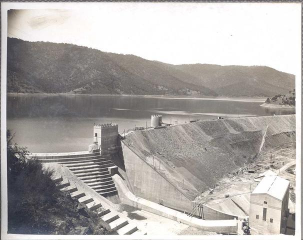 Sugarloaf spillway