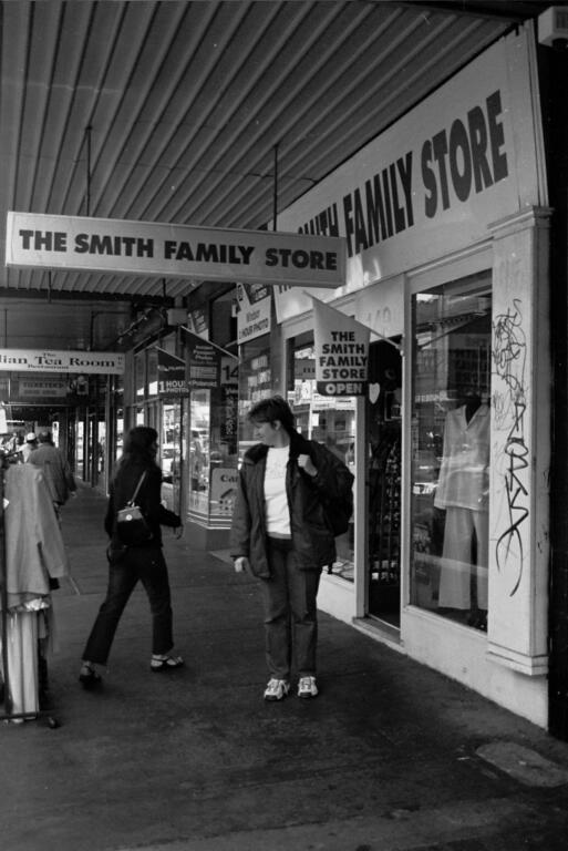 [Chapel Street pawnbrokers and streetscapes]