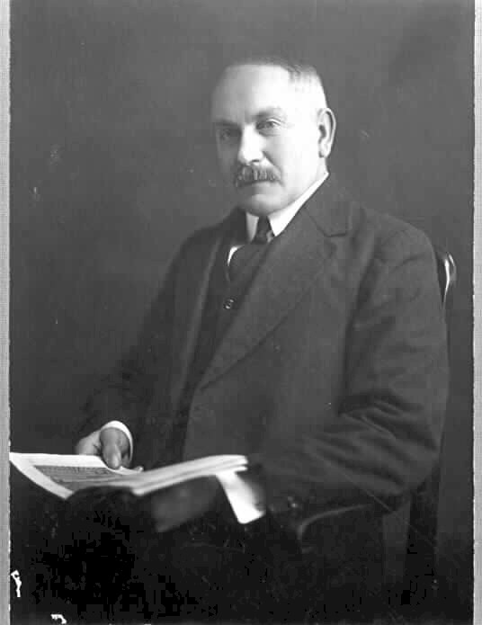 [portrait of John Hinde]