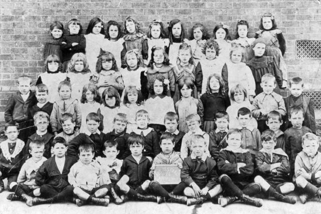 Abbotsford Primary School (Lithgow Street) class photo