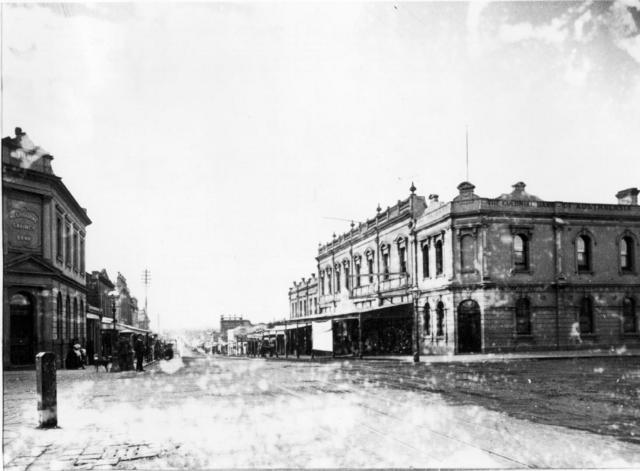 Intersection of Smith and Johnston Streets looking north