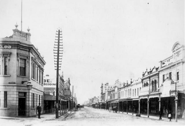 Smith Street looking north from Gertrude Street