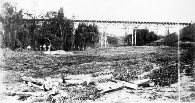 Victoria Street Bridge