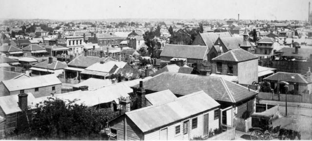 Collingwood looking southeast across Perry Street