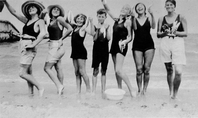 Marjorie Oke and friends fishing at Mentone Beach