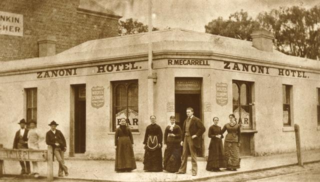 Zanoni's Hotel, North Fitzroy.