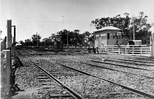 Punt Road level crossing