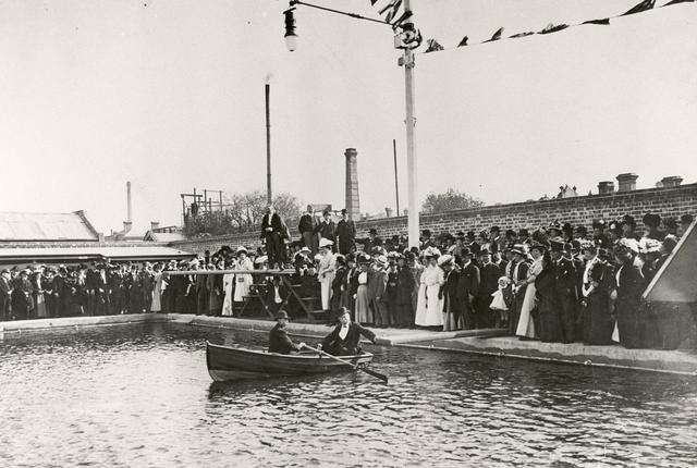 Opening of the Fitzroy Municipal Baths - opened by Councillor F.R. Chapman, Mayor