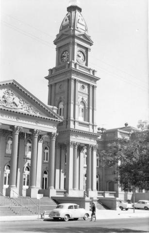 Fitzroy Town Hall, 201 Napier Street, Fitzroy