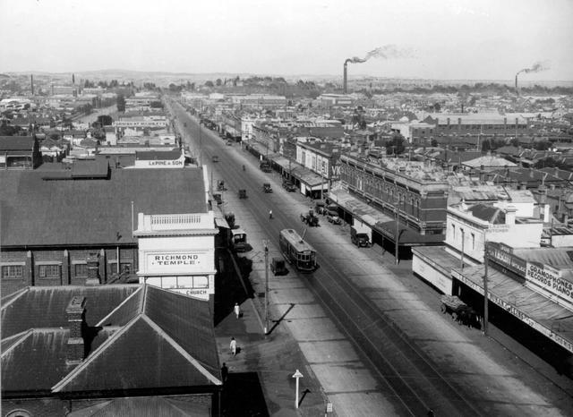 Bridge Road from Richmond Town Hall