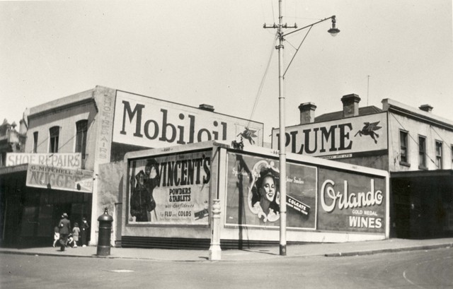 Street hordings, corner  Smith street and Gertrude street